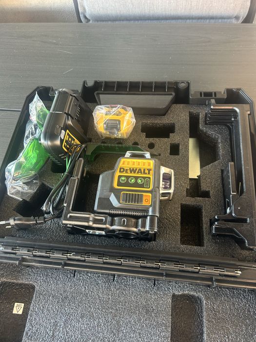 Laser 3/360 grade,nou!
