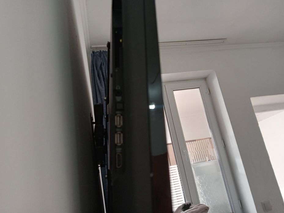 Продам телевизор