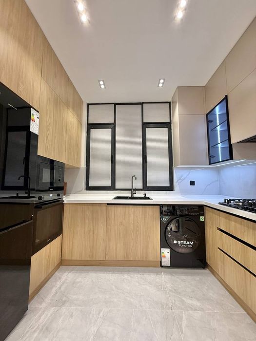 Квартира с Евроремонтом укомплектована новая 3х комнатная 60м² 4 этаж