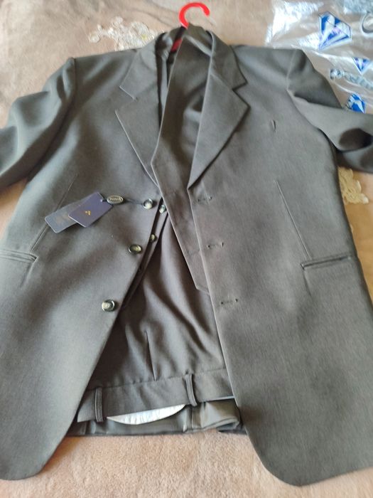 Кастюм шим тройка новый