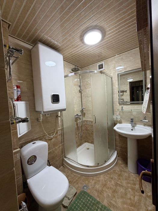 Сдается в аренду 2х комнатная квартира в центре города! Бульвар (400$)