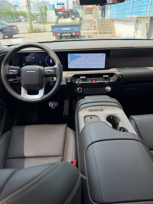 Hyundai Palisade calligraphy