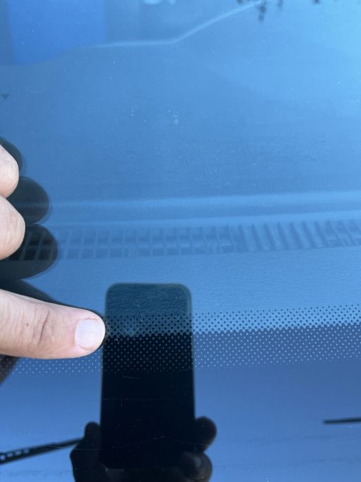 АВТОСИСТЕМ София Лепене на автостъкла мобилна услуга