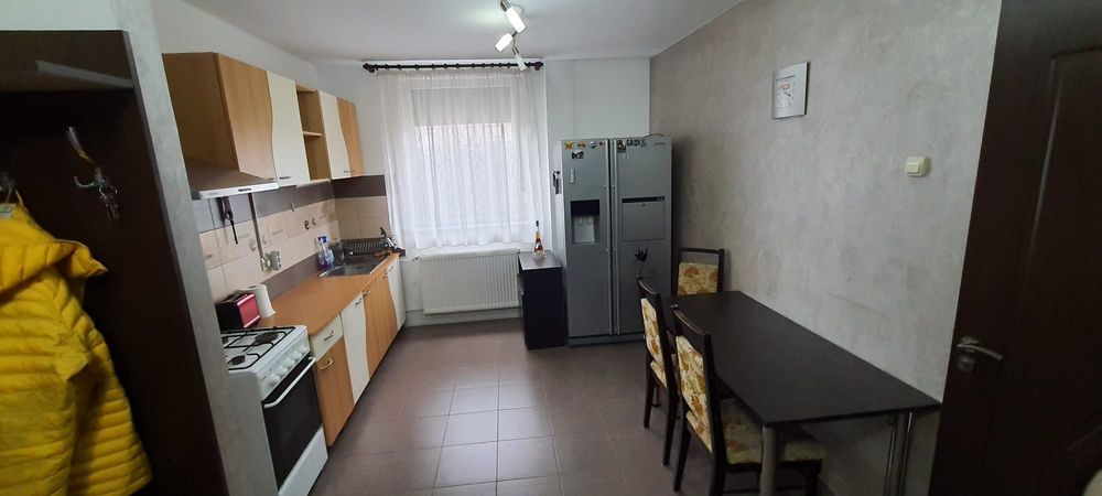 Apartament 2 camere de închiriat