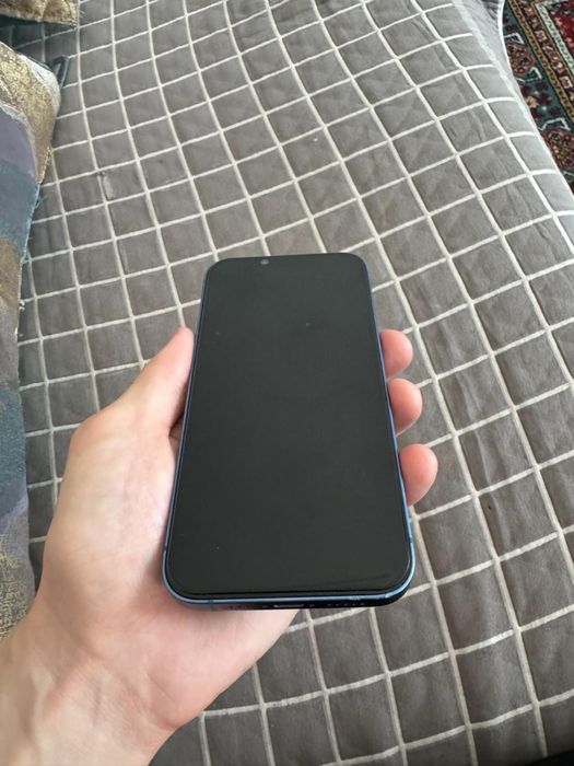 iPhone 13 128GB iPhone 13 128GB