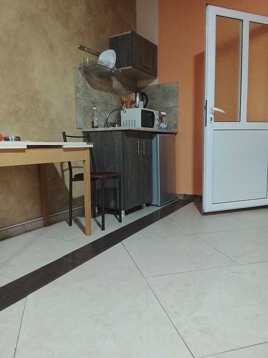 Студио за нощувки велико Търново Център