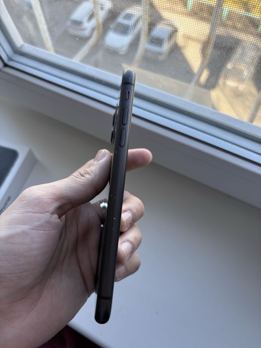 Айфон 11 64гиг 60тыс