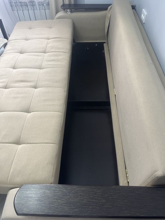 Отличный малогабаритный диван