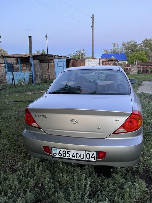 Kia Spectra продам
