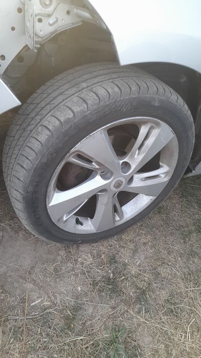 Set Roti Jante cu Anvelope R17 5×114,3 Originale Renault Megane 3 Scenic 3 Fluence Kadjar Nissan Qashqai Juke