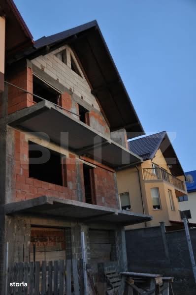 Casa la rosu Burdujeni. 189mp utili, D+P+1, 300 mp teren