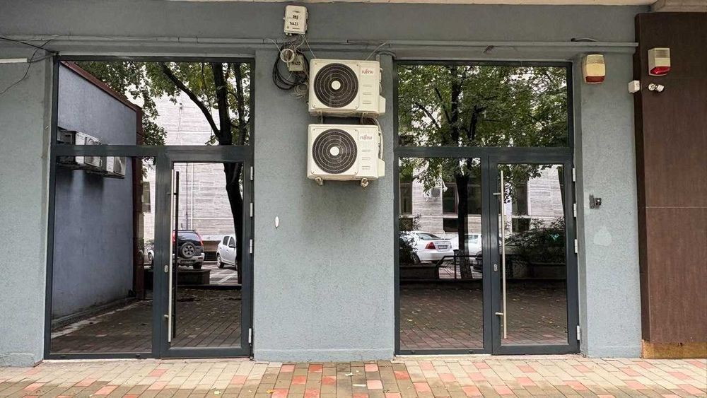 Spațiu comercial / birouri / cabinet – Anastasie Panu – 37 mp – 2 intrări separate