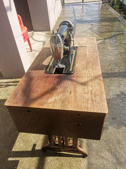 Шевна машина LADA