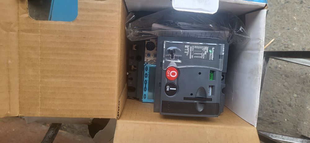 Unitate de declansare avansata cu contorizare integrata a puterii, Sch