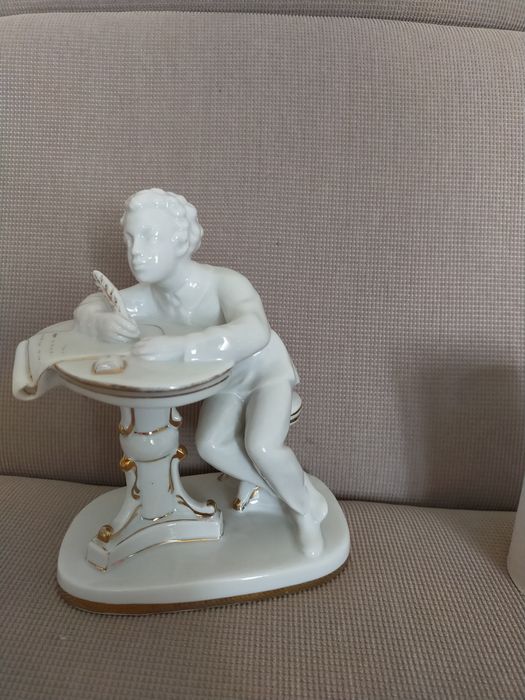 Молодой Пушкин ЛФЗ