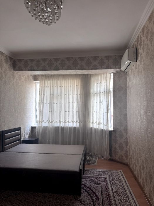 Kvartira qizlar ucun sergeli