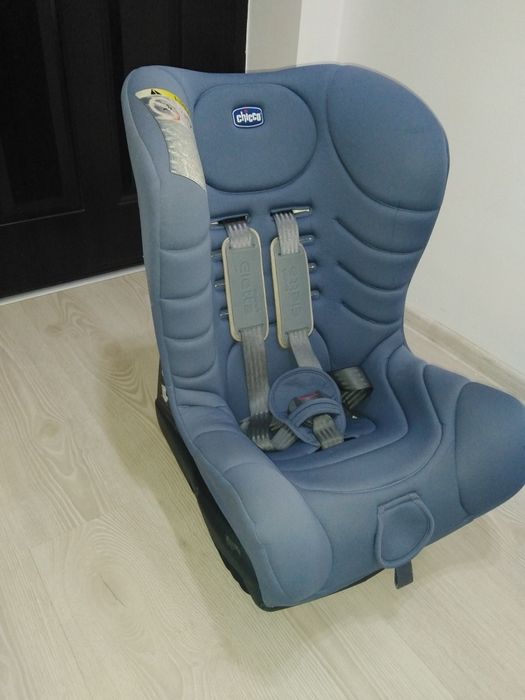 Vând scaun mașina Chicco