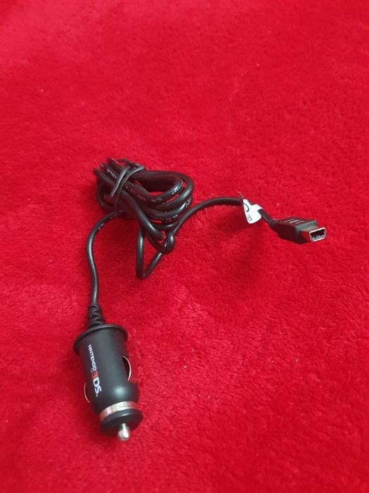 Incarcator nitendo ds 220v și 12v
