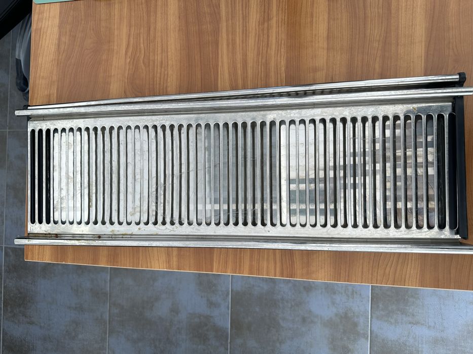 Сушилник за чинии за вграждане