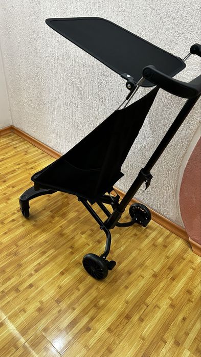 Продам новую коляску