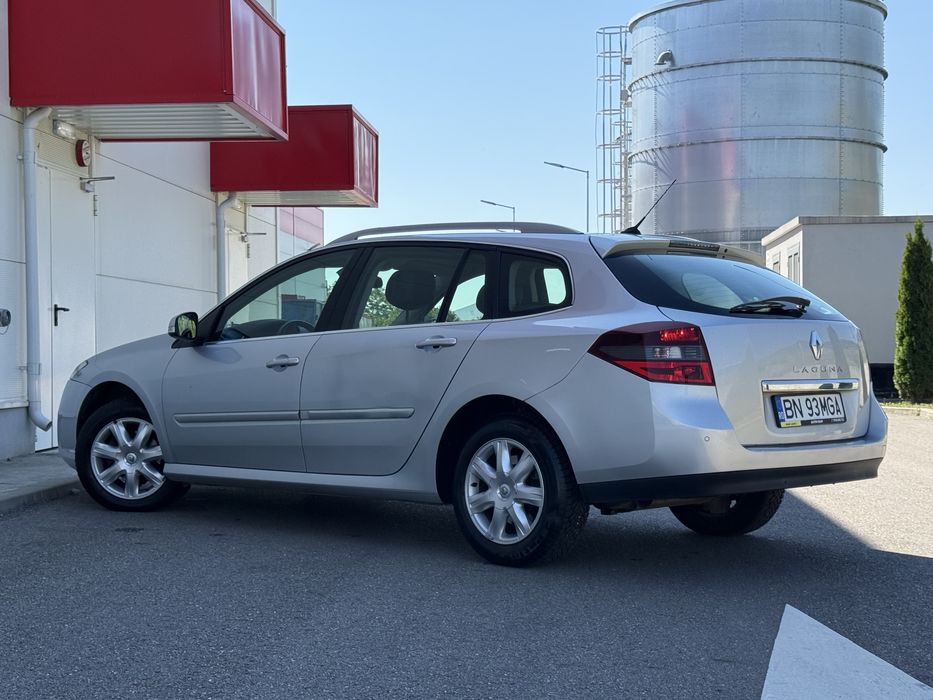 RENAULT Laguna 2010 — imagine 3