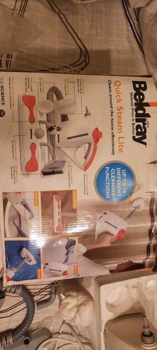 Vand -curățitor multifuncțional cu abur.