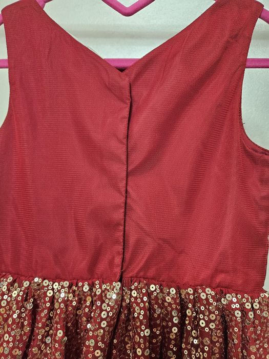 Rochie fetiță H&M, mărimea 122 – stare foarte bună