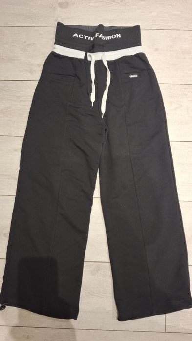 Лот от суичър Шейн и спортно долнище р-р  152