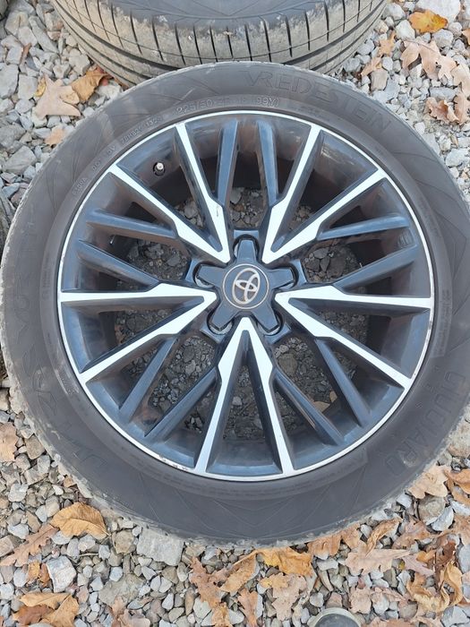 Оригинални джанти 18 с летни гуми за тойота ЦХР CHR C-HR