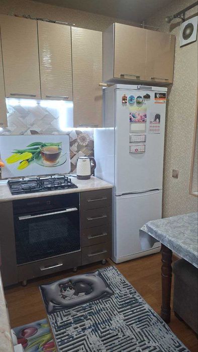 срочно продается квартира 1*2/1/5 на Кадышева