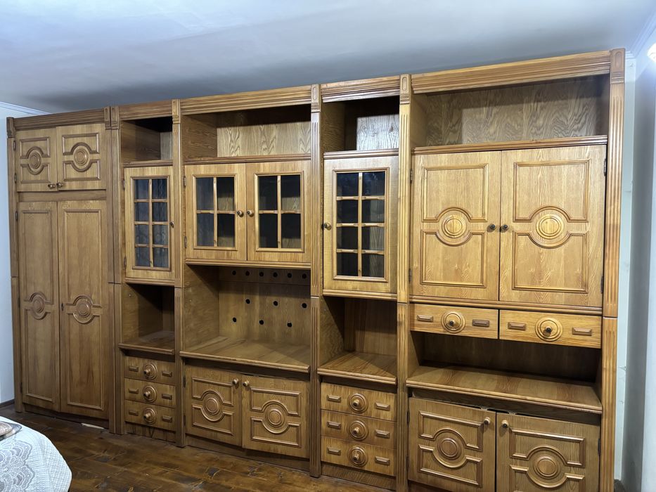 Mobilă living din lemn masiv-stare impecabilă-model clasic-Suceava