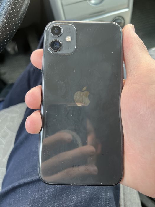 Продам Iphone 11.