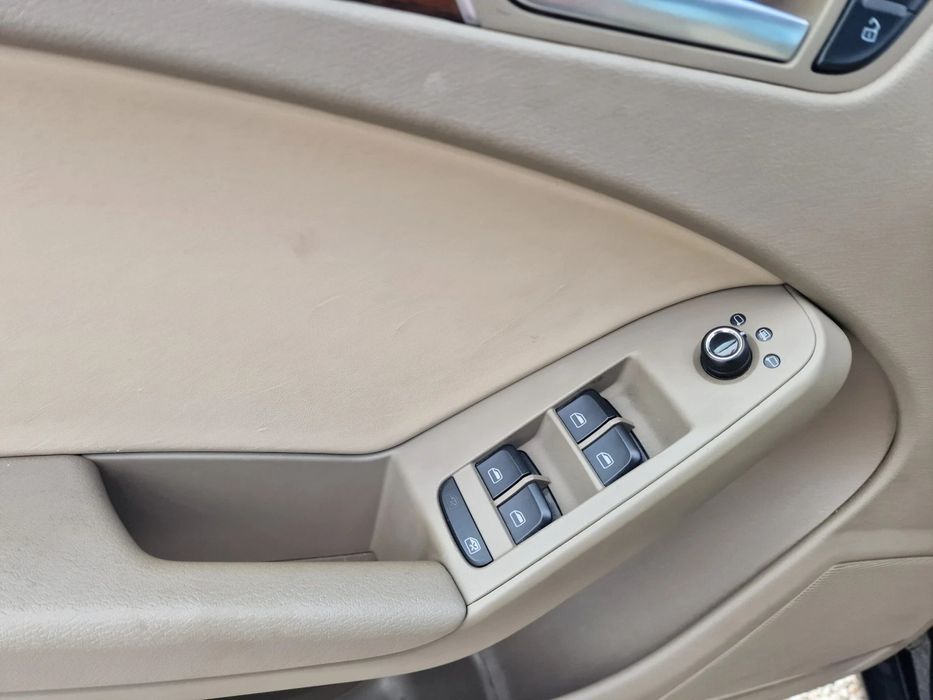 Audi A4 2.0i/4×4/Авт./Лизинг/Швейцария