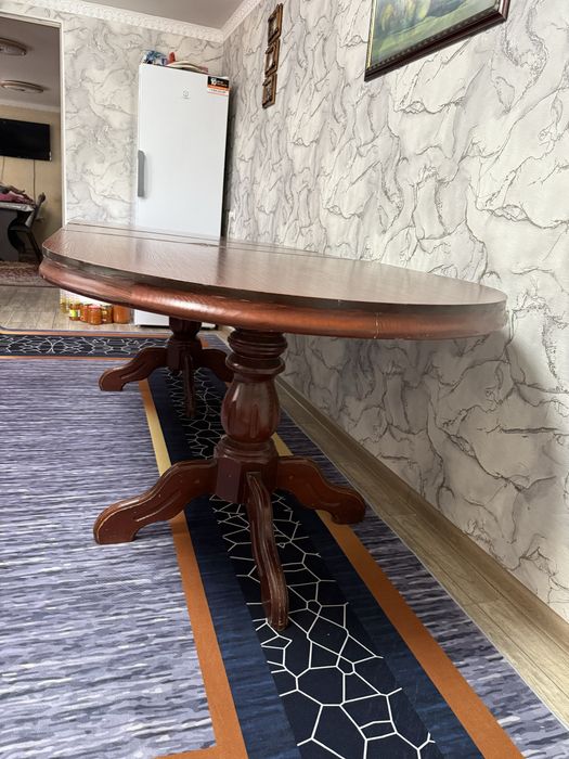 Продам стол раздвижной