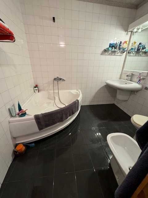 Дава се под наем Двустаен апартамент в София, Студентски град - 80 кв.м за 250 € - Снимка #5