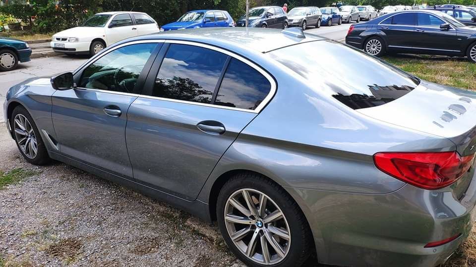 Затъмняване на стъкла, полиране и фолиране на фарове.