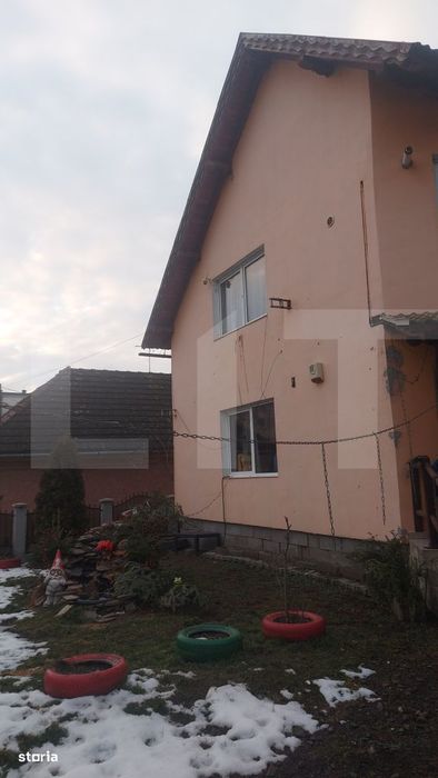 Casa cu etaj si spatiu comercial, vedere la partia de schi – Covasna