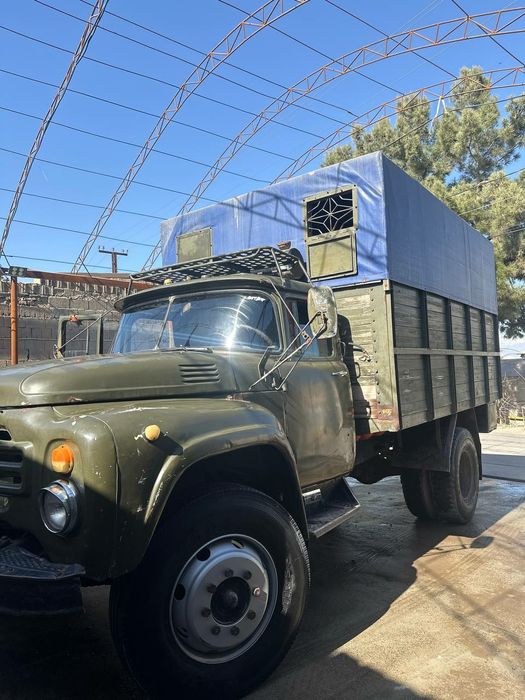 Zil 130 yili 1989 sroshna sotiladi