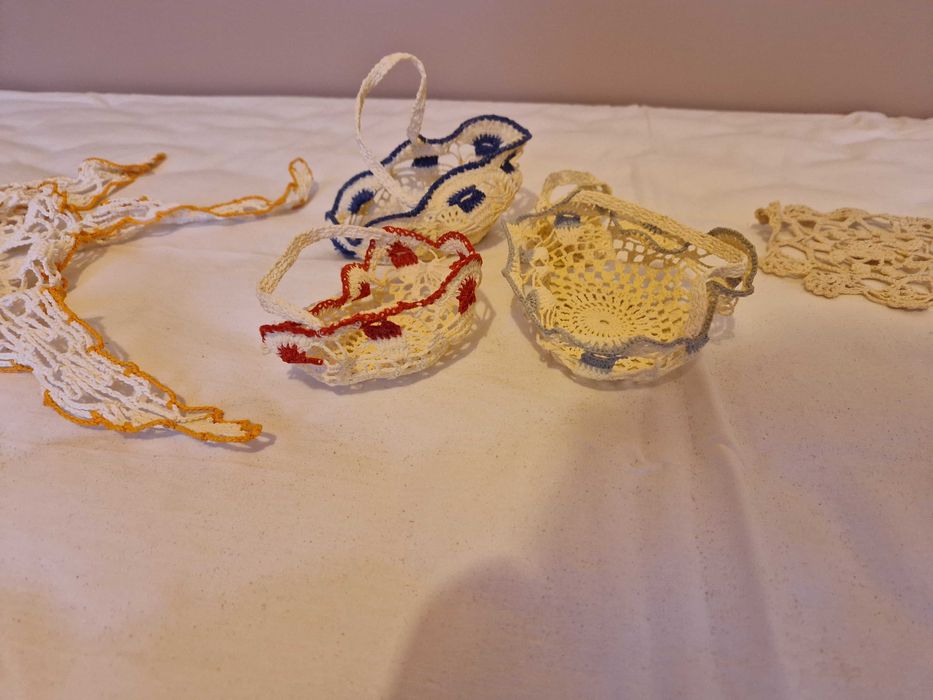 Подарявам плетени карета