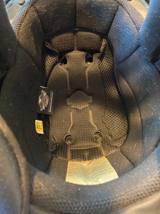 Vand casca Harley Davidson, sec, ECERXXL64 1800g flip-up  400lei neg.