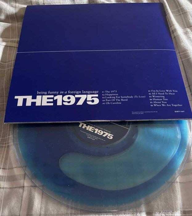плоча The 1975 - Being Funny In A Foreign Language (Liquid Filled)