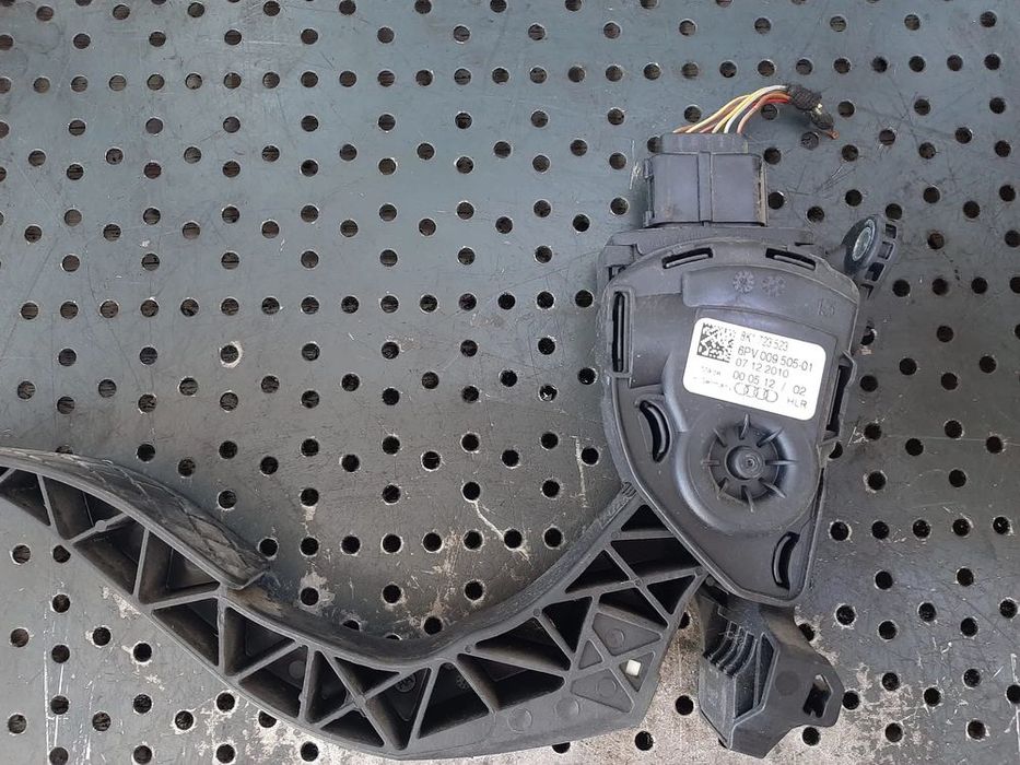 pedala acceleratie audi a7 4g a4 b8 8k a5 a6 8k1723523