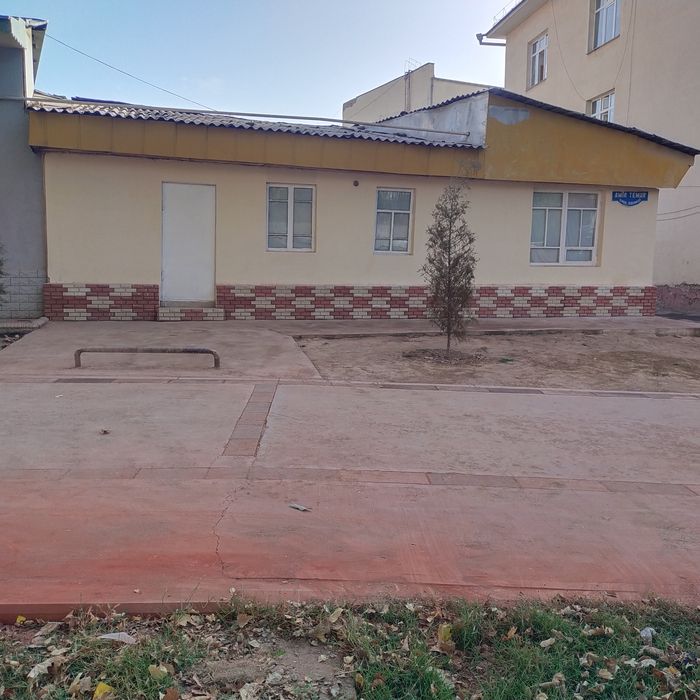 Юнусобод А.Темур шох кучасида уй сотилади 3,34 (бир сотиги 160000 y.e)