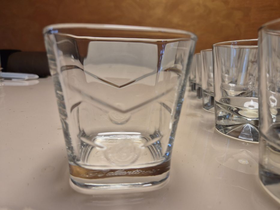 Нови чаши за уиски