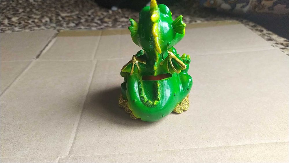 Копилка милый дракончик с мешком драгоценностей