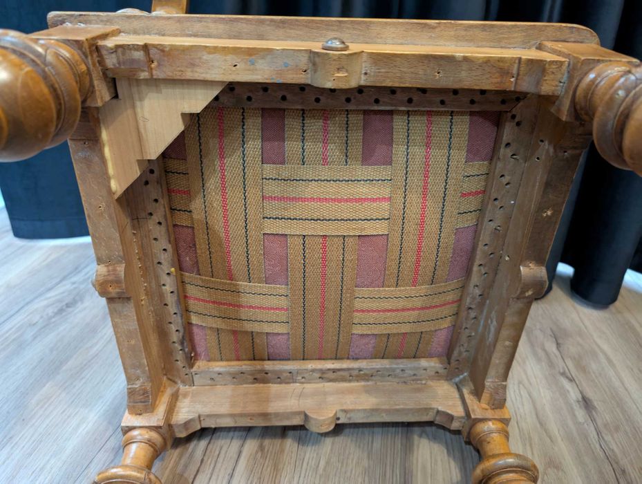 Scaun de colt, anii 1900