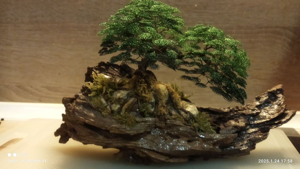 Бонсай от тел и дърво,ръчна изработка