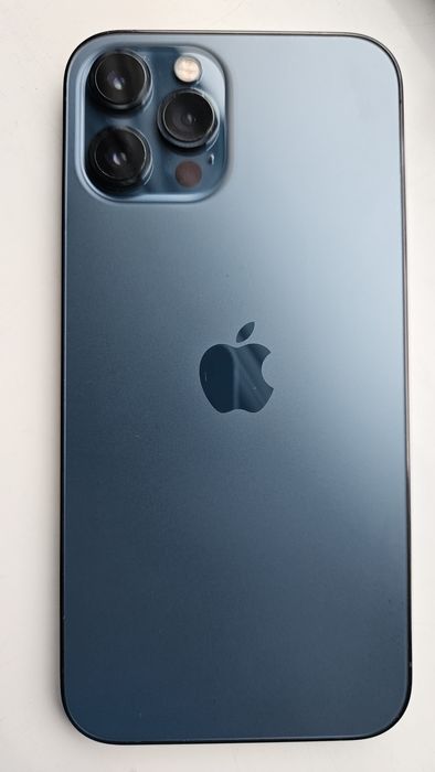 iphone 12 pro max  blue 1250 lei