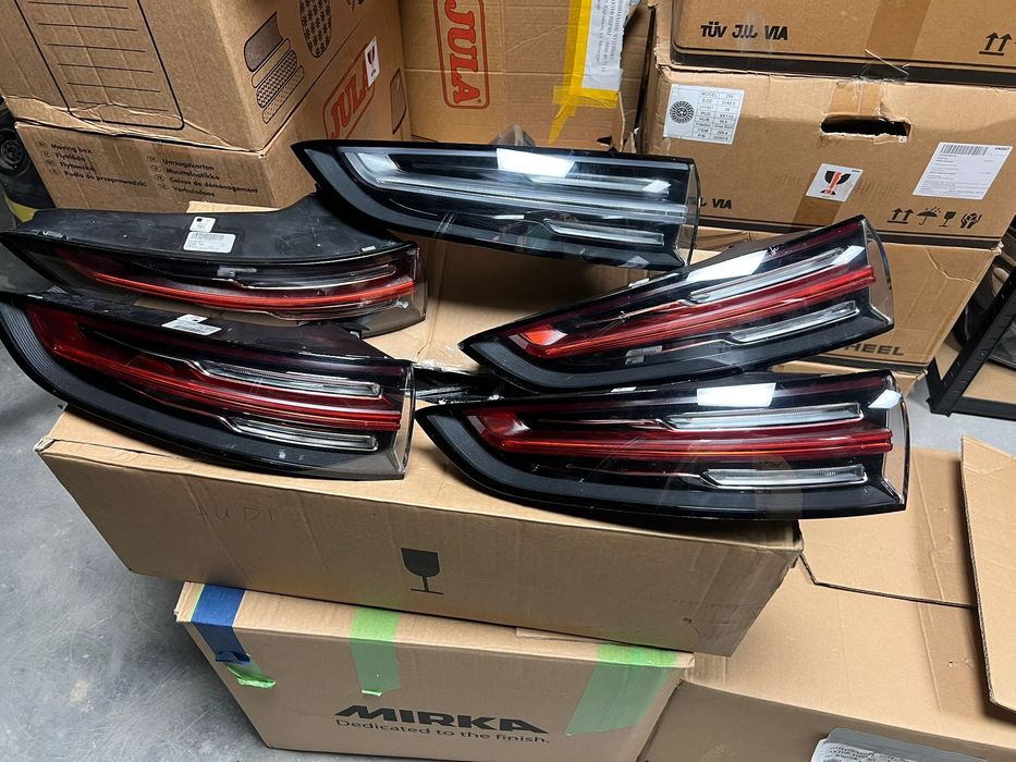 Задни стопове за Порше Кайен, Панамера,Ауди Rs e-tron GT