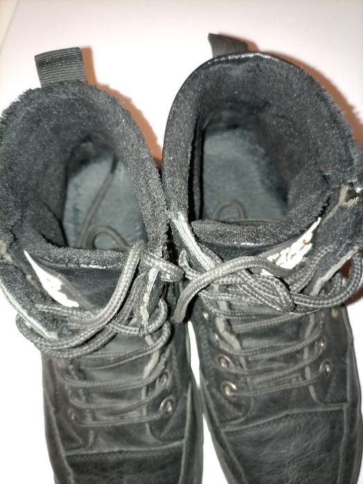 Продам мальчиковые демисезонные ботинки 38 размер